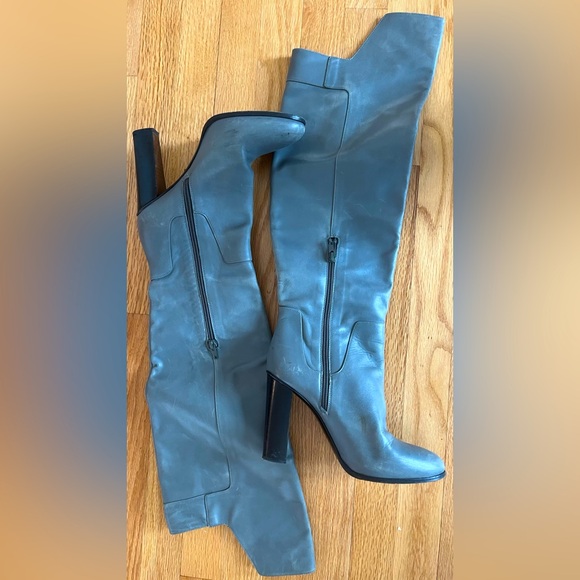 Gray Knee-High Leather Boots Vince 8.5 US/
68.5 EU High Heels Zipper - Picture 4 of 9